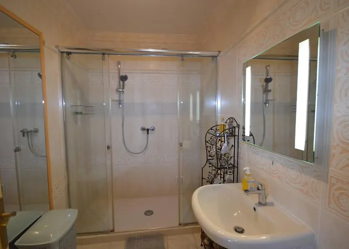 Comfortable And Fully Equiped Two Bedroom