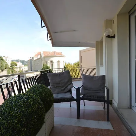 Appartement Comfortable And Fully Equiped Two Bedroom