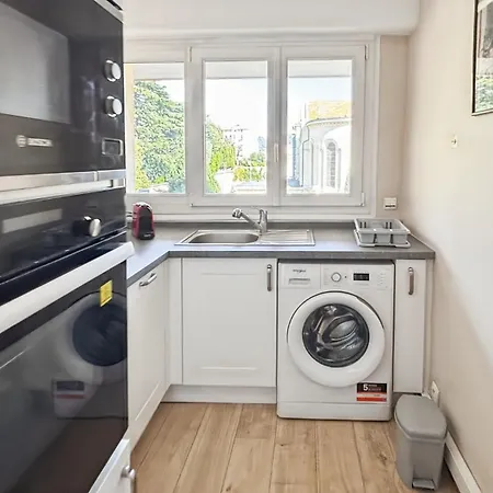 Comfortable And Fully Equiped Two Bedroom Apartman Cannes