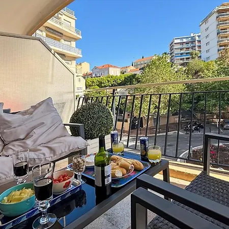 Comfortable And Fully Equiped Two Bedroom Apartman