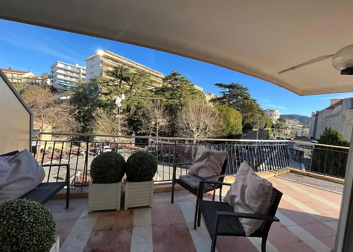 Lägenhet Comfortable And Fully Equiped Two Bedroom Cannes