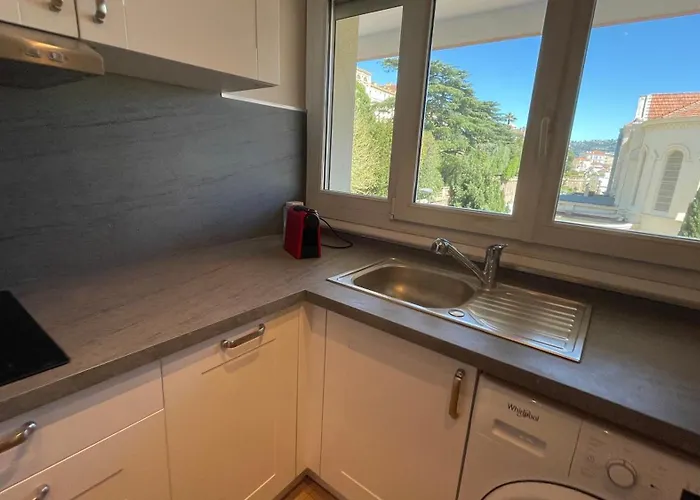 Lägenhet Comfortable And Fully Equiped Two Bedroom *