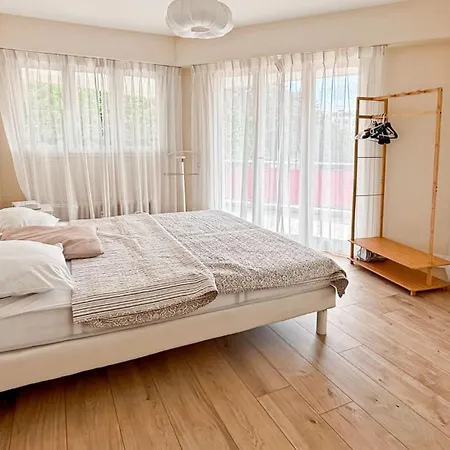 Apartamento Comfortable And Fully Equiped Two Bedroom Cannes